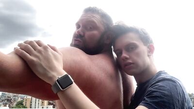 Twink gets destroyed by huge bodybuilder