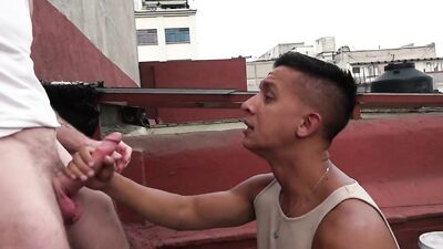 Ride me in the rooftop GUILLAUME WAYNE