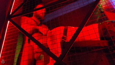 Fans - Free Wolf shows me his sex club - free gay porn