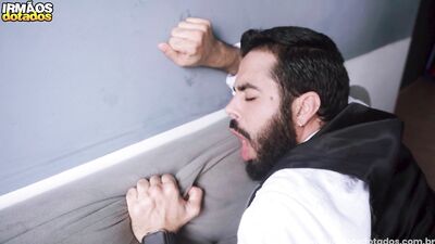 DANDO PRO CHEFE - gay porn video