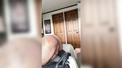 Alejo Ospina invited me to record and ended up sucking my cock - gay porn video
