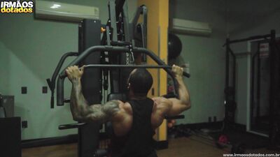DANDO PRO PERSONAL - gay porn video