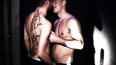 Manolo Bandero & Traxx - Inked Males
