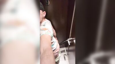 FFbuddy07 - Play with a dildo and plug on a toilet