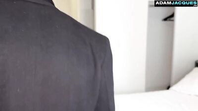 Jonzu wants to be manhandled by a boss
