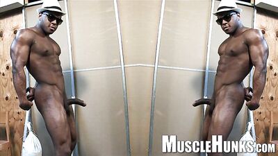 MuscleHunks - Adam Sky - Jaunty