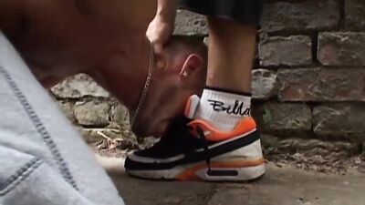 Ivan Rueda and Jordan R  Jackson - Sneaker Top Bastard