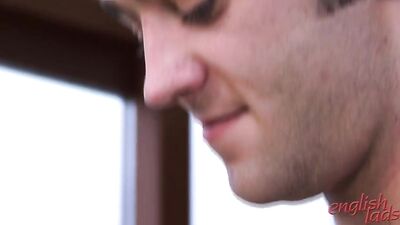 Hairy Str8 lad Bezza gets his first man wank by Kev - Then Kev blows Bezzas big uncut one