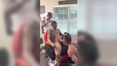 OnlyFans - @globalbrosceo I invited @raypotts To The Barber shop @ttuxclusive
