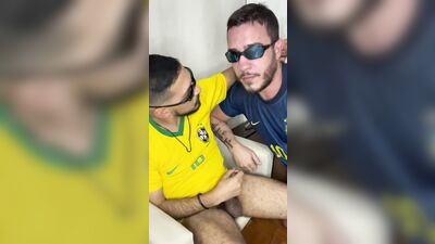 He gave such a good blowjob that I came on his face - fan club