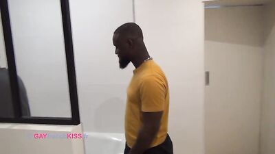 GayFrenchKiss - The guy next door - fan club