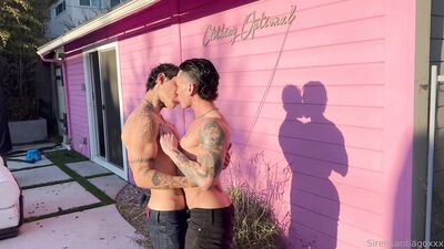 Fans - Siren Santiago & Lyle Isara - gay porn