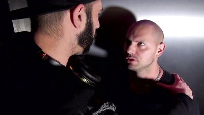 Romeo Davis fucked by an overpowered Dimitri Venum - fan club