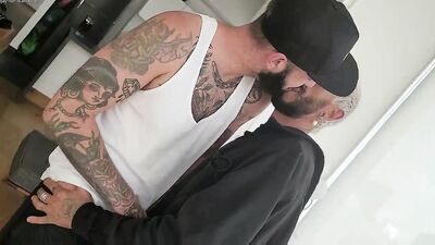 Sucking Galo S Big Cock