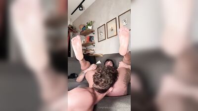 Gabriel Coimbra fucks Alejo Ospina again - gay porn