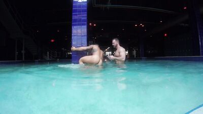 OnlyFans-AustinWolf FullTimePapi Pool Part 2