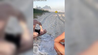 Fans - 2 brazilian have sex on public beach Exhibicionist Beach