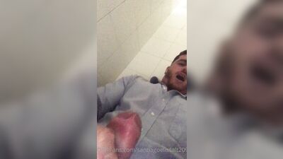 Santiago Elissalt solo gay video (18)