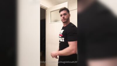 Santiago Elissalt solo gay video (36)