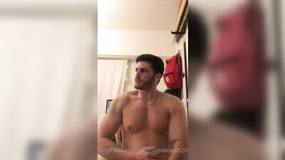Santiago Elissalt solo gay video (9)