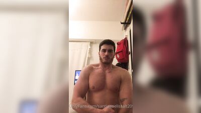 Santiago Elissalt solo gay video (9)