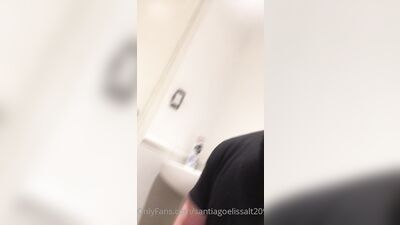 Santiago Elissalt solo gay video (23)