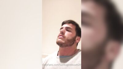 Santiago Elissalt solo gay video (44)