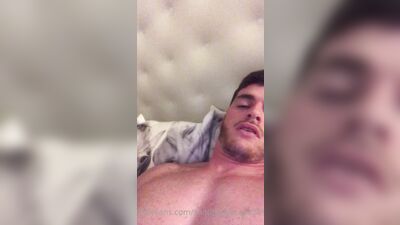 Santiago Elissalt solo gay video (13)