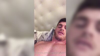 Santiago Elissalt solo gay video (13)