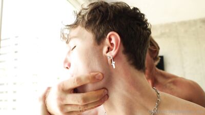 OnlyFans - Matt Dubbe  Hazel Hoffman - gay porn video