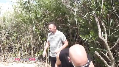 GayFrenchKiss - Discreet place relaxation corner - gay porn