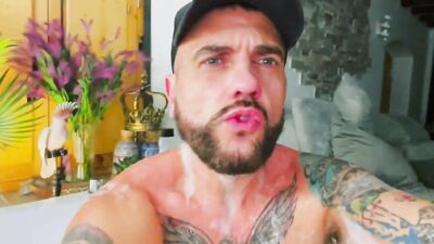 Jacuzzi Masturbation - gay porn