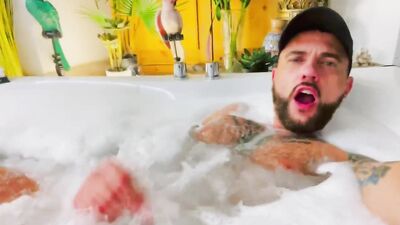 Jacuzzi Masturbation - gay porn