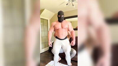 Body building cum - gay porn