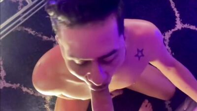 Random hung guy face fucks Cesar Xes - gay porn