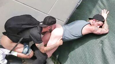 Outdoor Fuck in Florida - gay porn