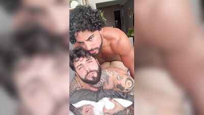 Rafael Newbold bottoms for Beni bareback - Fans Gay Porn Video