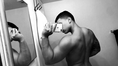 OnlyFans - Fulltimepapi aka Diego Grant (87)