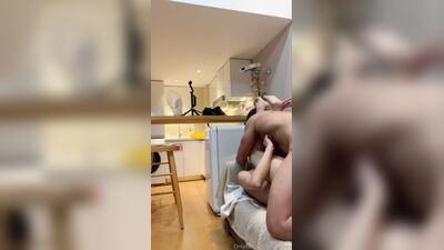 2 Super Manly Men Kiss and Sex - zhiyugg - gay porn