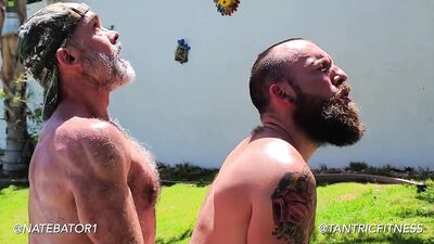 Poolside pounding with @natebator1