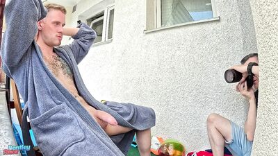 Behind the scenes with Kell on the balcony