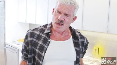 HotOlderMale - Daddy Patrick Maxxx Schlong - Working StifMaxxx Schlong and Daddy Patrick