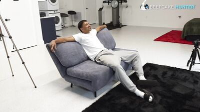 Servicing a sexy personal trainer