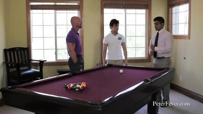 PeterFever - Fucking Threesome