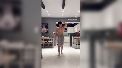 Hunks and Jocks Gay Porn (31)